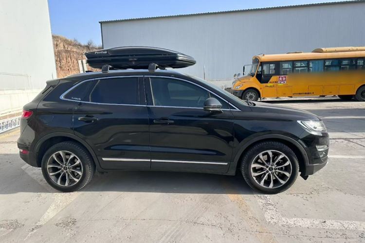 Used Lincoln MKC 2017 2.0T Four-Wheel Drive Zunya Edition Exterior 1