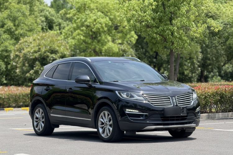 Used Lincoln MKC 2017 2.0T Two-Wheel Drive Deluxe Edition Exterior 2