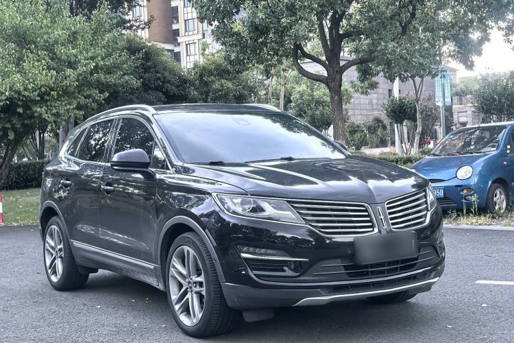 Used Lincoln MKC 2017 2.0T Four-Wheel Drive Prestige Edition Exterior 2