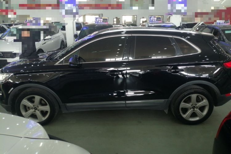 Used Lincoln MKC 2017 2.0T Two-Wheel Drive Deluxe Edition Exterior 3