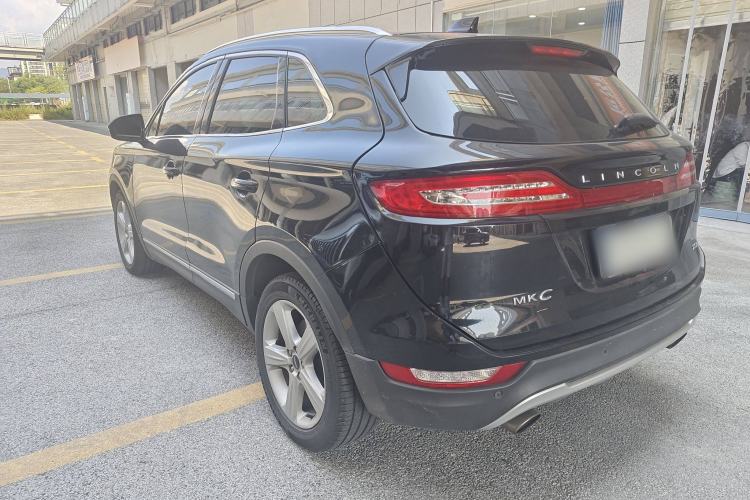 Used Lincoln MKC 2017 2.0T Two-Wheel Drive Deluxe Edition Exterior 3