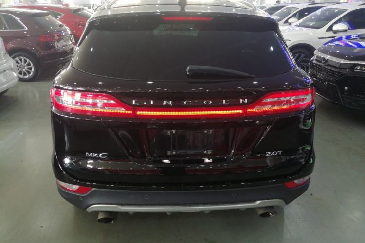 Used Lincoln MKC 2017 2.0T Two-Wheel Drive Deluxe Edition Exterior 4