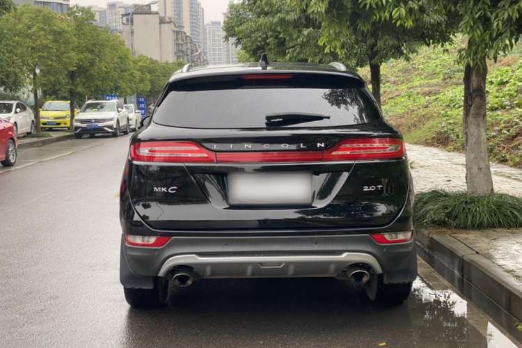Used Lincoln MKC 2017 2.0T Two-Wheel-Drive Luxury Edition Exterior 4