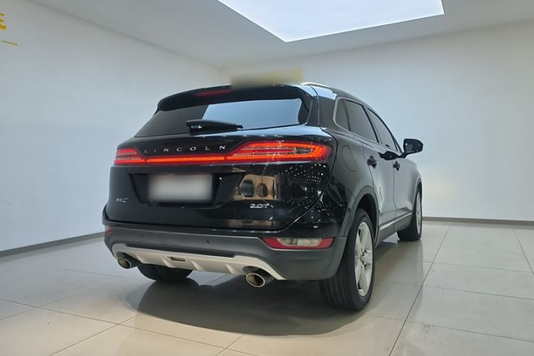 Used Lincoln MKC 2017 2.0T Two-Wheel Drive Deluxe Edition Exterior 5