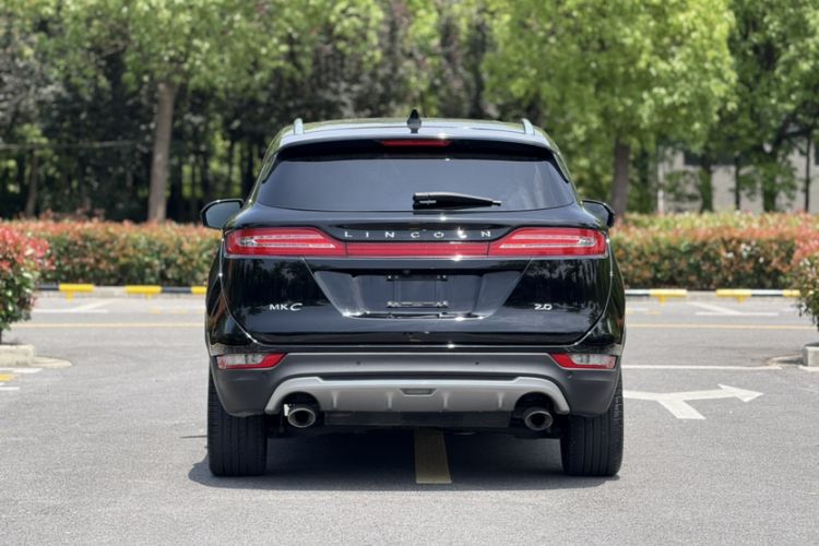 Used Lincoln MKC 2017 2.0T Two-Wheel Drive Deluxe Edition Exterior 6