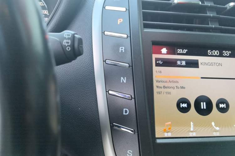 Used Lincoln MKC 2017 2.0T Two-Wheel Drive Deluxe Edition Gear Lever