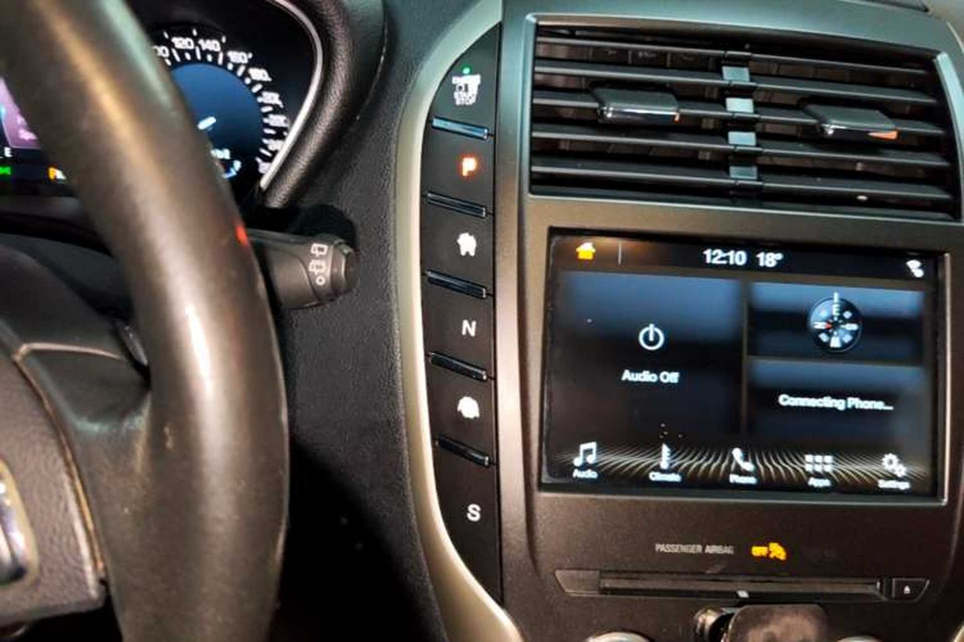 Used Lincoln MKC 2017 2.0T Two-Wheel Drive Zunyue Edition Gear Lever