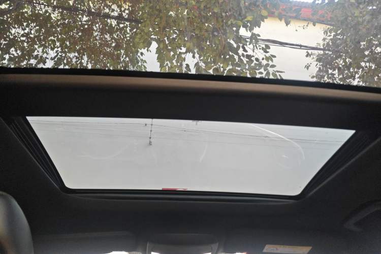 Used Lincoln MKC 2017 2.0T Two-Wheel Drive Deluxe Edition Headliner