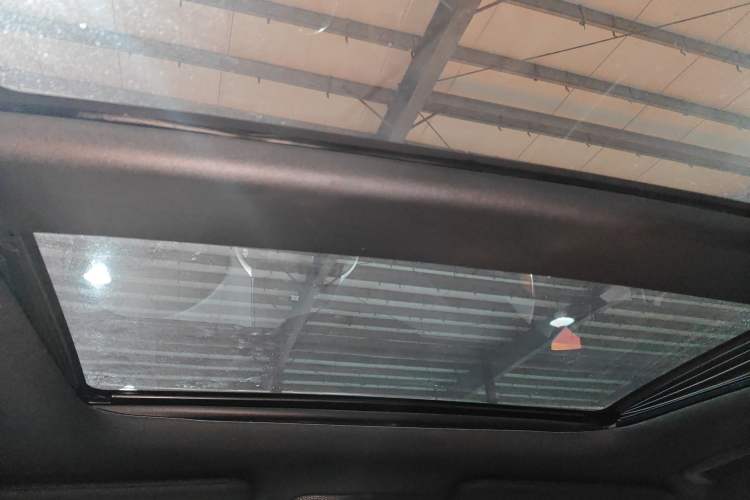 Used Lincoln MKC 2017 2.0T Four-Wheel Drive Zunya Edition Headliner
