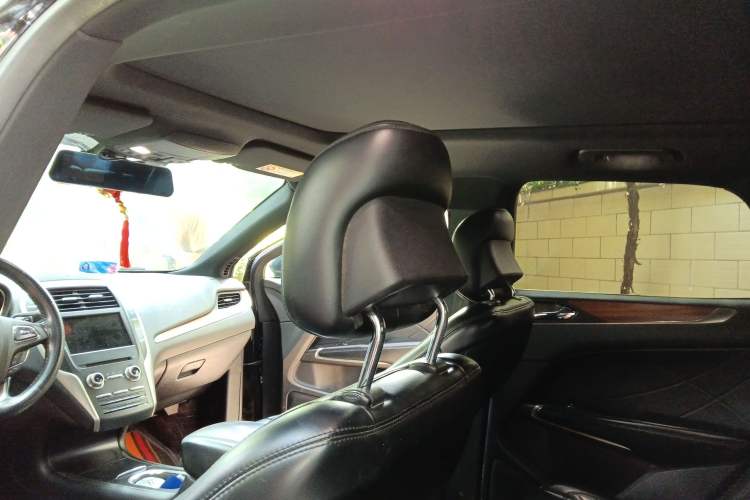 Used Lincoln MKC 2017 2.0T Four-Wheel Drive Prestige Edition Headliner