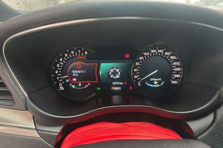 Used Lincoln MKC 2017 2.0T Two-Wheel Drive Deluxe Edition Instrument Cluster