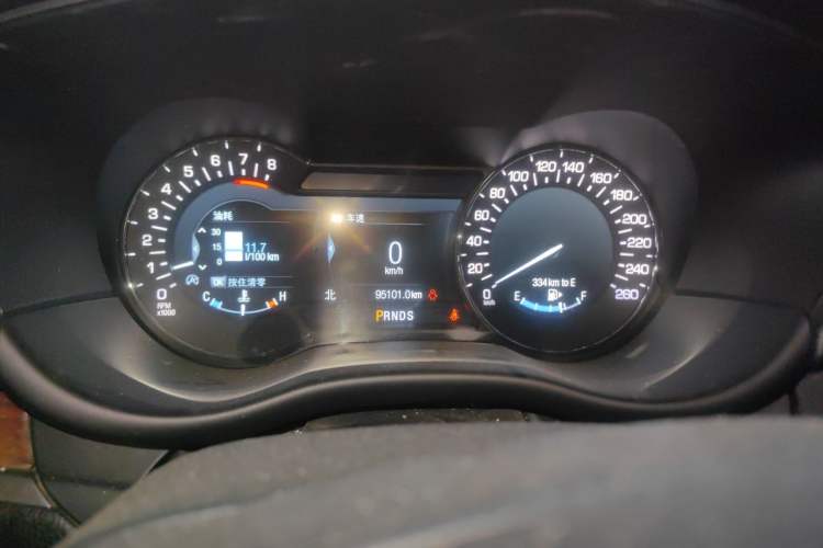Used Lincoln MKC 2017 2.0T Two-Wheel-Drive Luxury Edition Instrument Cluster