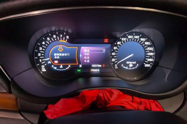 Used Lincoln MKC 2017 2.0T Two-Wheel-Drive Luxury Edition Instrument Cluster
