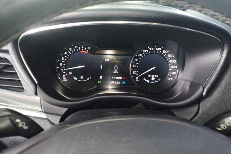 Used Lincoln MKC 2017 2.0T Two-Wheel Drive Deluxe Edition Instrument Cluster