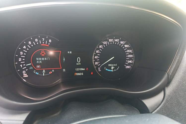 Used Lincoln MKC 2017 2.0T Two-Wheel-Drive Luxury Edition Instrument Cluster