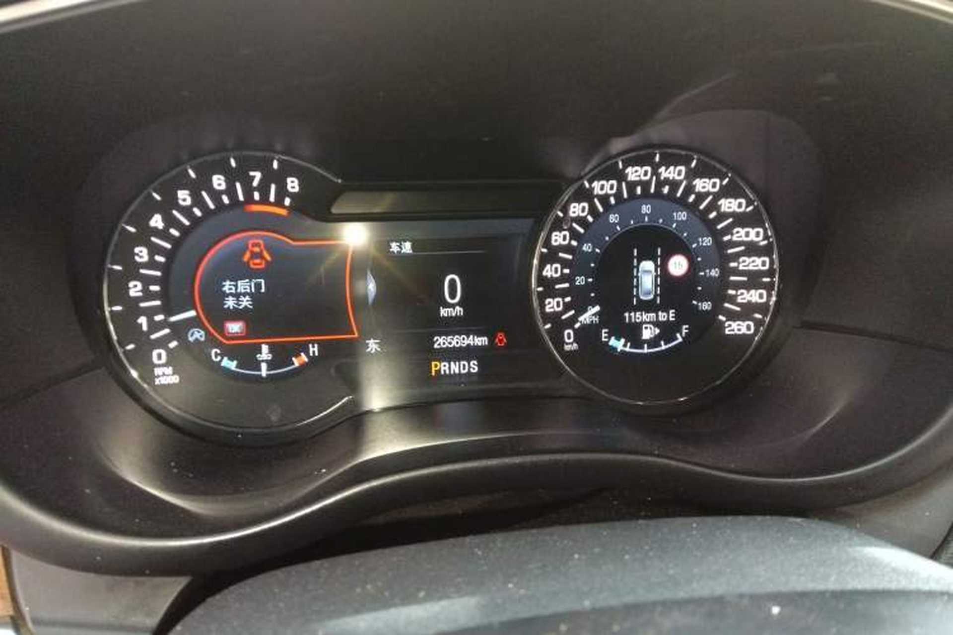 Used Lincoln MKC 2017 2.0T Four-Wheel Drive Prestige Edition Instrument Cluster