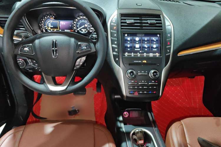Used Lincoln MKC 2017 2.0T Four-Wheel Drive Zunya Edition Interior 2
