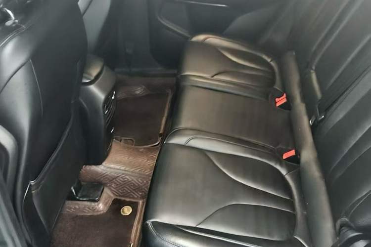 Used Lincoln MKC 2017 2.0T Two-Wheel Drive Zunyue Edition Interior 3