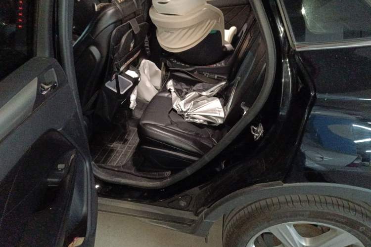 Used Lincoln MKC 2017 2.0T Two-Wheel Drive Deluxe Edition