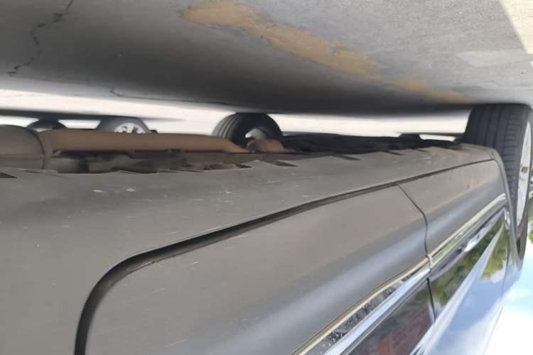 Used Lincoln MKC 2017 2.0T Two-Wheel-Drive Luxury Edition Left Side Sill