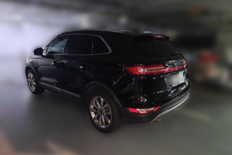 Used Lincoln MKC 2017 2.0T Two-Wheel-Drive Luxury Edition Rear Left 45 Deg