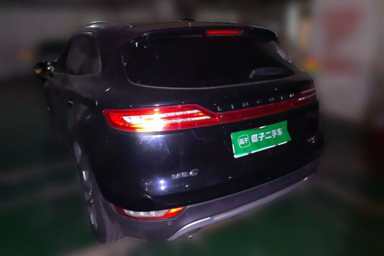 Used Lincoln MKC 2017 2.0T Two-Wheel-Drive Luxury Edition Rear Left 45 Deg