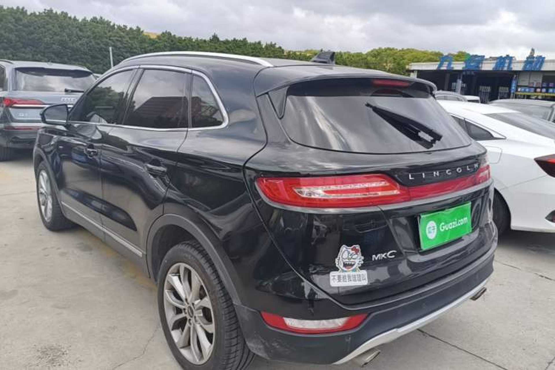 Used Lincoln MKC 2017 2.0T Two-Wheel-Drive Luxury Edition Rear Left 45 Deg