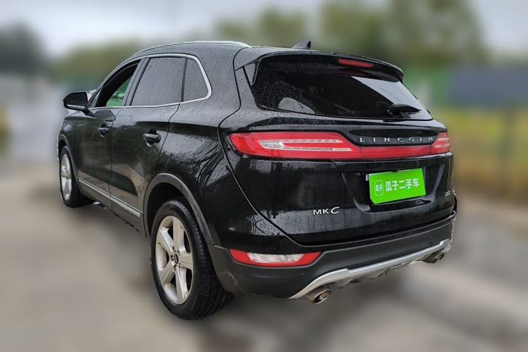 Used Lincoln MKC 2017 2.0T Two-Wheel Drive Deluxe Edition Rear Left 45 Deg