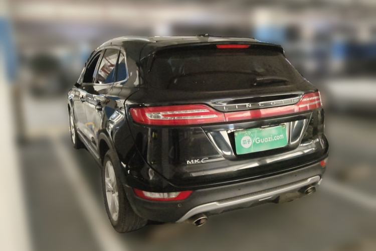 Used Lincoln MKC 2017 2.0T Two-Wheel Drive Deluxe Edition Rear Left 45 Deg