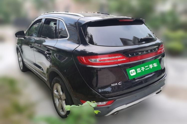 Used Lincoln MKC 2017 2.0T Two-Wheel Drive Deluxe Edition Rear Left 45 Deg