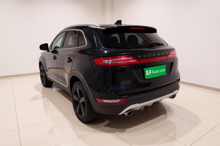 Used Lincoln MKC 2017 2.0T Two-Wheel Drive Deluxe Edition Rear Left 45 Deg
