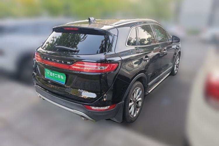Used Lincoln MKC 2017 2.0T Two-Wheel-Drive Luxury Edition Rear Right 45 Deg