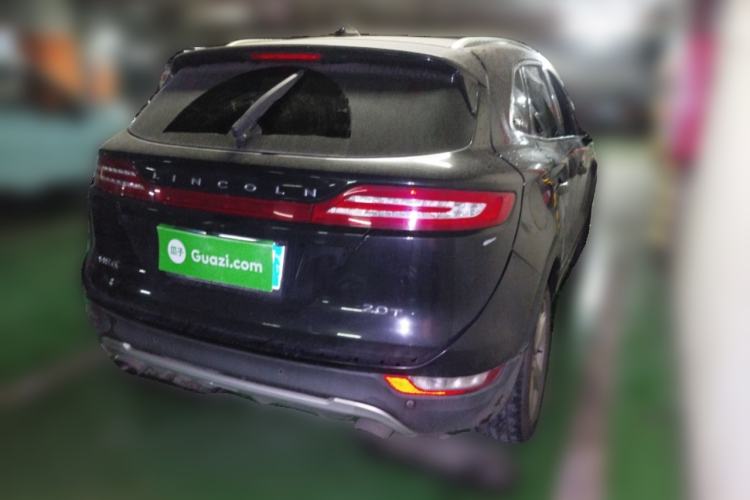 Used Lincoln MKC 2017 2.0T Two-Wheel Drive Deluxe Edition Rear Right 45 Deg
