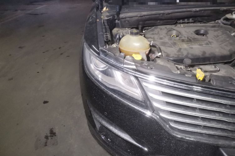 Used Lincoln MKC 2017 2.0T Four-Wheel Drive Zunya Edition Right Front Headlight
