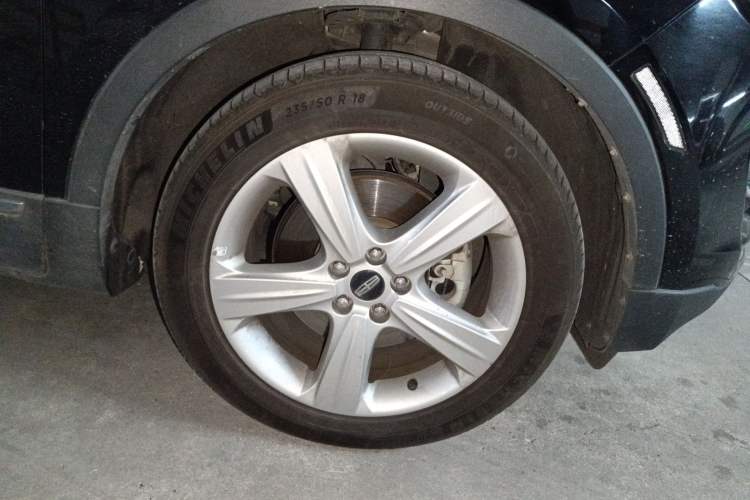 Used Lincoln MKC 2017 2.0T Two-Wheel Drive Deluxe Edition