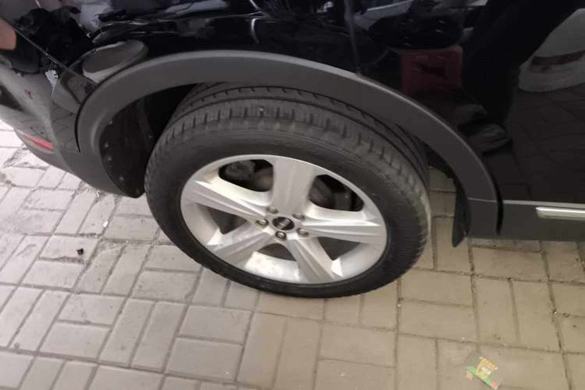 Used Lincoln MKC 2017 2.0T Two-Wheel Drive Deluxe Edition Right Rear Wheel Hub