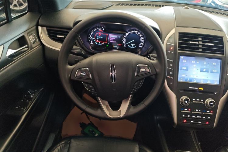 Used Lincoln MKC 2017 2.0T Two-Wheel Drive Deluxe Edition Steering Wheel