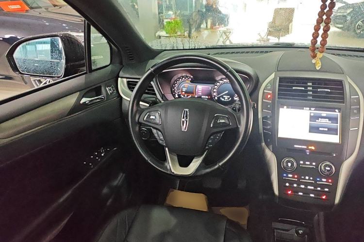 Used Lincoln MKC 2017 2.0T Two-Wheel Drive Deluxe Edition Steering Wheel