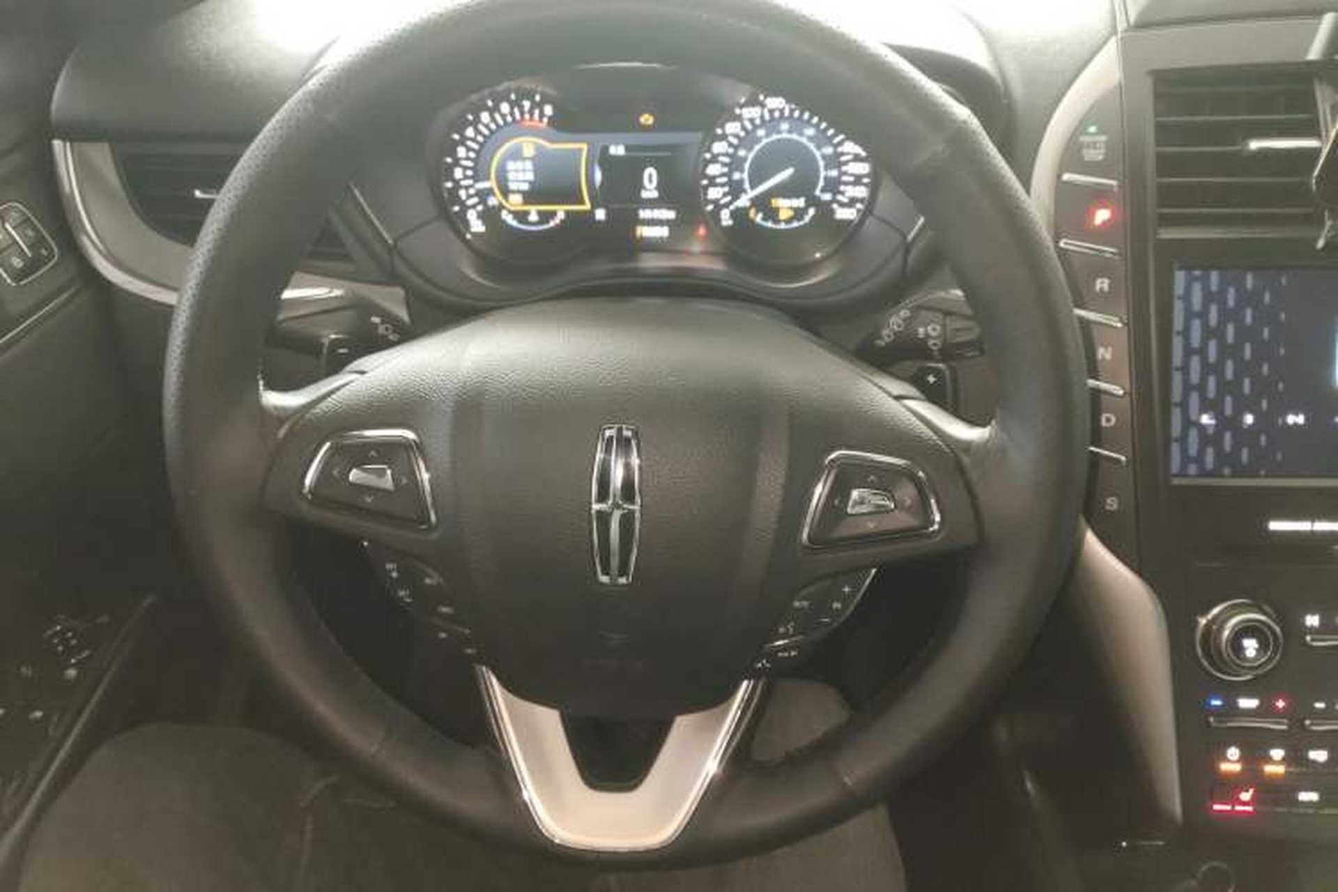 Used Lincoln MKC 2017 2.0T Two-Wheel Drive Zunyue Edition Steering Wheel