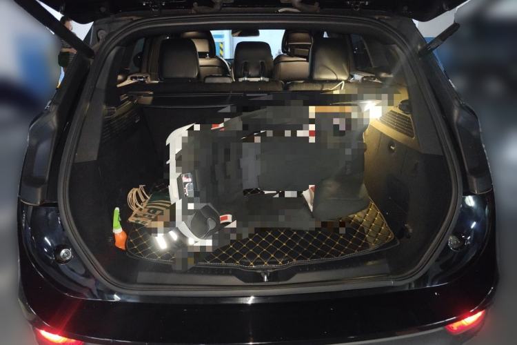 Used Lincoln MKC 2017 2.0T Two-Wheel-Drive Luxury Edition Trunk