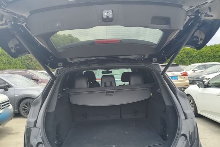 Used Lincoln MKC 2017 2.0T Two-Wheel-Drive Luxury Edition Trunk