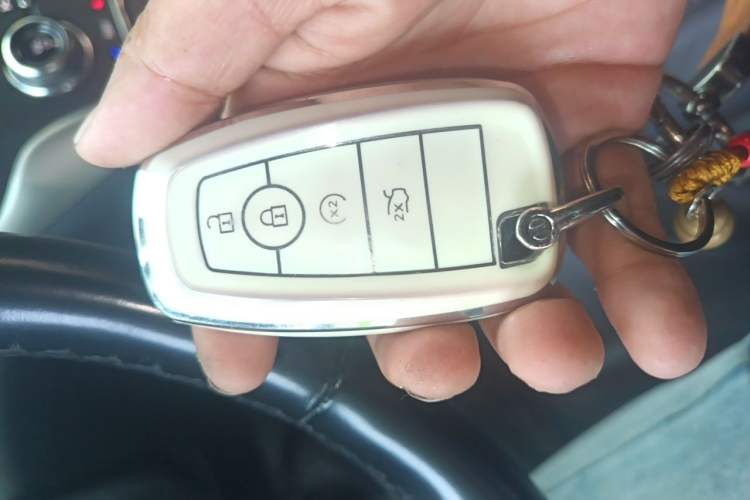 Used Lincoln MKC 2017 2.0T Two-Wheel-Drive Luxury Edition Vehicle Key