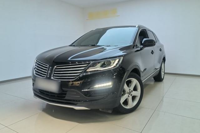 Used Lincoln MKC 2017 2.0T Two-Wheel Drive Deluxe Edition