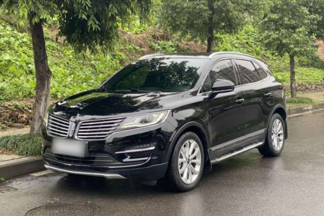 Used Lincoln MKC 2017 2.0T Two-Wheel-Drive Luxury Edition