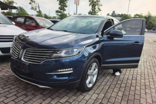 Used Lincoln MKC 2017 2.0T Two-Wheel Drive Deluxe Edition