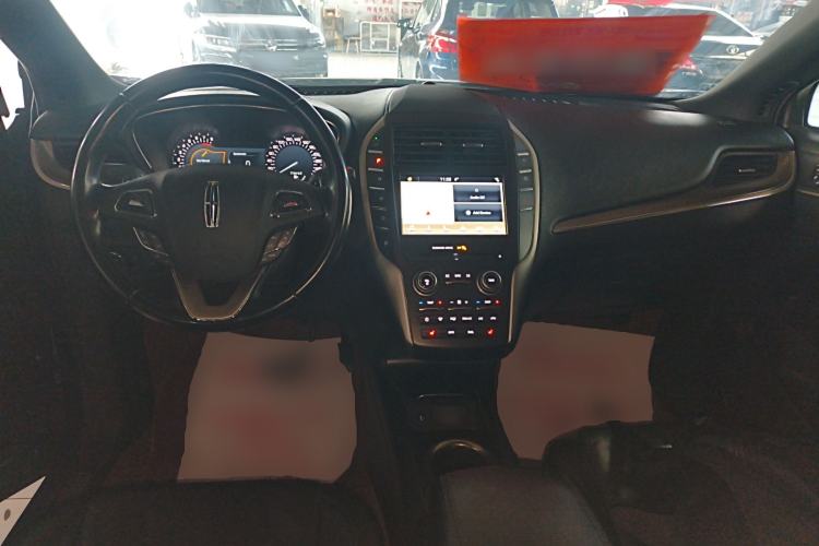Used Lincoln MKC 2017 2.0T Two-Wheel Drive Deluxe Edition Center Console