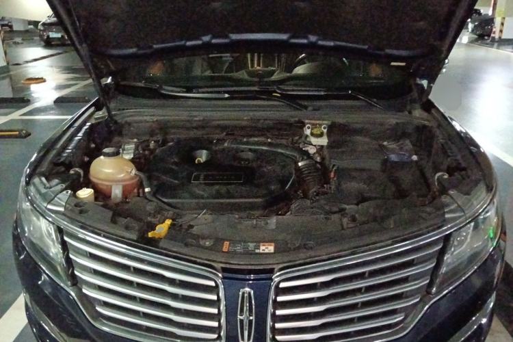 Used Lincoln MKC 2017 2.0T Four-Wheel Drive Zunya Edition Engine Bay