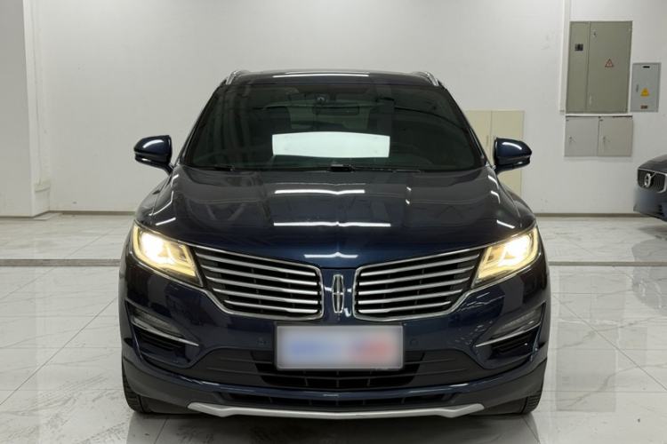 Used Lincoln MKC 2017 2.0T Two-Wheel-Drive Luxury Edition Exterior 2