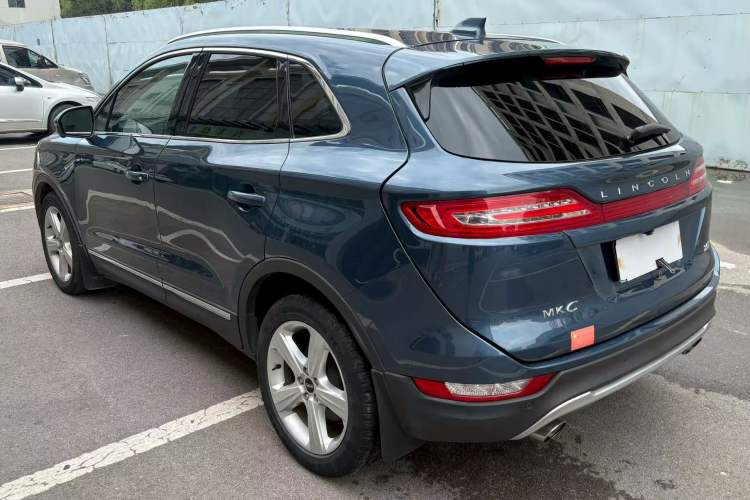 Used Lincoln MKC 2017 2.0T Two-Wheel Drive Deluxe Edition Exterior 4