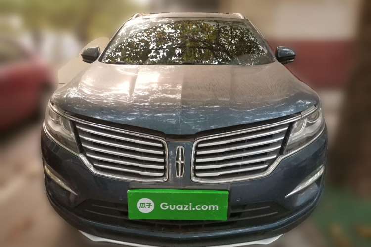 Used Lincoln MKC 2017 2.0T Two-Wheel-Drive Luxury Edition Front